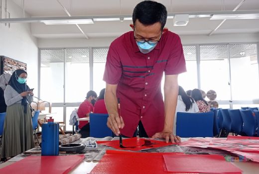 Chinese Calligraphy Mampu Hadirkan Kepuasan Tersendiri - GenPI.co JATIM