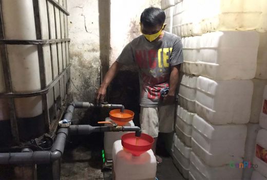 Diskopindag Kota Malang Gerojok Minyak Goreng, UMKM Terbantu - GenPI.co JATIM