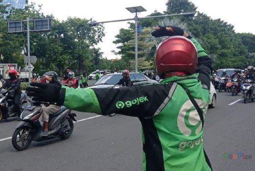 Tarif Ojol Batal Naik, Driver Jatim Ancam Demo, Catat Tanggalnya - GenPI.co JATIM
