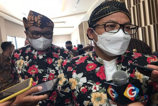 ASN Dilarang Buka Bersama dan Open House, ini Kata Sutiaji - GenPI.co JATIM