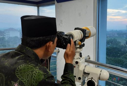 Hilal Tak Terlihat di Wilayah Malang, ini Sebabnya - GenPI.co JATIM