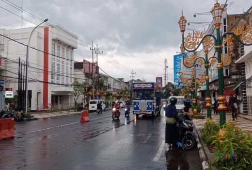 Ngabuburit Naik Macito, Menikmati Senja di Kayutangan Malang - GenPI.co JATIM