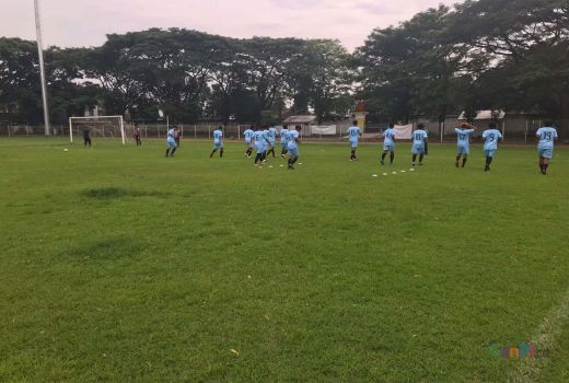 Tim Sepak Bola Pakai Dana Pribadi, Anggaran KONI Batu Belum Turun - GenPI.co JATIM
