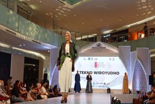 Tikno Wirayudho Luncurkan Busana Edisi Ramadan Perdana - GenPI.co JATIM