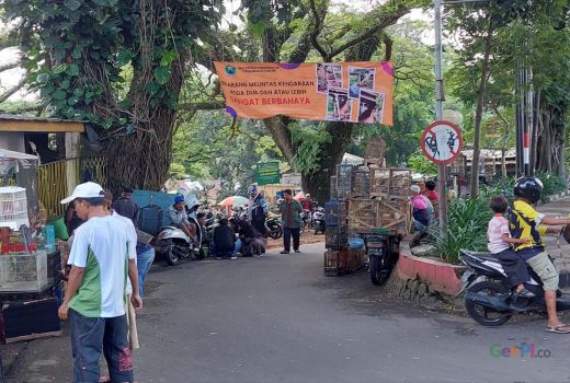 Mobil Dilarang Lewat Jembatan Splendid Kota Malang, Keropos - GenPI.co JATIM