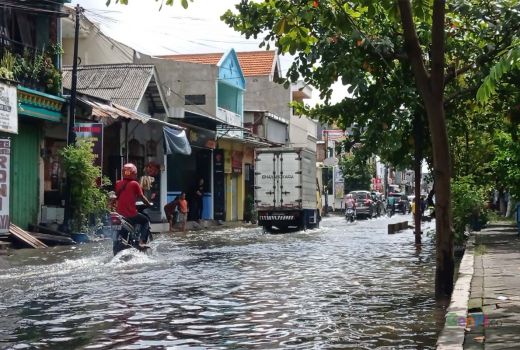 Cuaca Jawa Timur Hari ini, BMKG Keluarkan Alarm Penting - GenPI.co JATIM