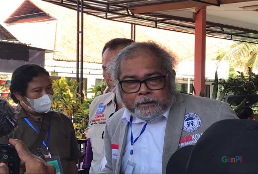 Sidang Pelecehan Seksual SMA SPI Ditunda, Komnas PA Kecewa - GenPI.co JATIM