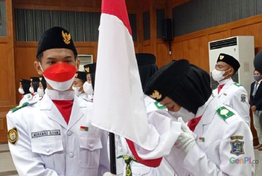 Paskibraka Surabaya Ungkapkan Perasaan, Dag-Dig-Dug Katanya - GenPI.co JATIM