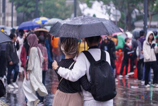 Cuaca Jawa Timur Hari ini, Ngawi, Trenggalek, dan Magetan Berpotensi Hujan - GenPI.co JATIM