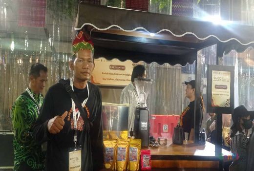 Kisah Sukses Hartanto, Raup Cuan Belasan Juta Hasil Bisnis Kopi - GenPI.co JATIM