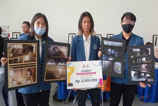 3 Mahasiswa UK Petra Buat Komik Butterfly Effect, Bawa Semangat Optimistis - GenPI.co JATIM