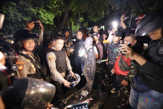 12 Remaja di Surabaya Ketahuan Bawa Sajam Kena Batunya, Hanya Bisa Tertunduk - GenPI.co JATIM