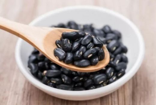 Kacang Hitam Bagus Dikonsumsi Harian, Ini 6 Nutrisinya - GenPI.co JOGJA