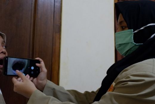 Sekelompok Mahasiswa Ini Ciptakan Aplikasi Skrining Kanker Mulut - GenPI.co JOGJA