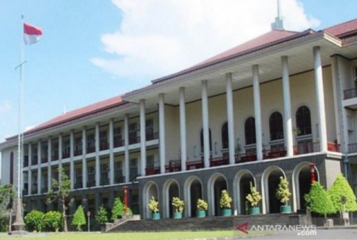 Pertengahan Oktober UGM Berencana Kuliah Tatap Muka - GenPI.co JOGJA