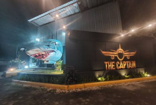 Makan di The Captain Urban Lounge, Bisa Sambil Terbang - GenPI.co JOGJA