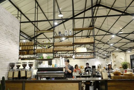 Sensasi Minum Kopi di Toko Furnitur, Sepertinya Seru Sih - GenPI.co JOGJA