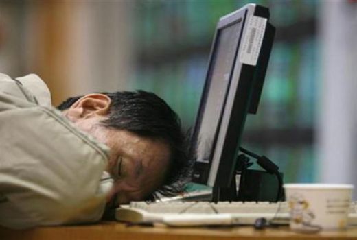 Suka Tidur Sambil Duduk? Kenali Risiko di Baliknya - GenPI.co JOGJA