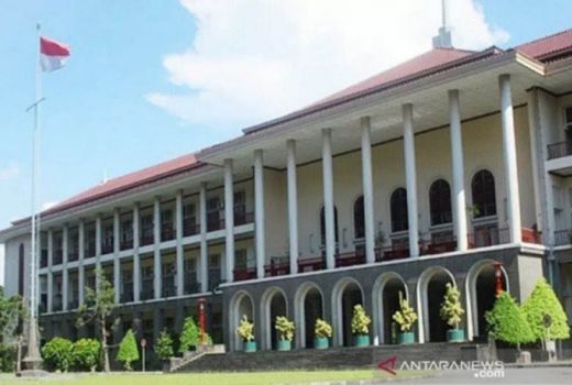Pimnas ke-34, UGM Loloskan 124 Tim PKM - GenPI.co JOGJA