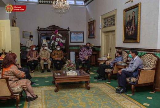 Kemenkeu RI Sowan Ke Sri Sultan HB X, Apa yang Dibahas? - GenPI.co JOGJA