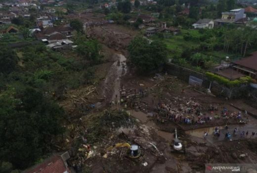 Banjir Bandang di Kota Batu, Guru Besar UGM Ungkap Penyebabnya - GenPI.co JOGJA