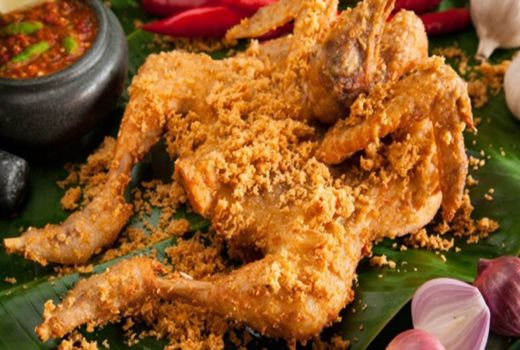 Ayam Goreng Mbok Berek Kalasan, Awas Ketagihan! - GenPI.co JOGJA