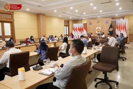 Atasi Kemiskinan, Kerja Sama Lintas Sektor Diperlukan - GenPI.co JOGJA