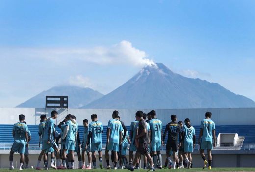 Kiper PSIM Jogja Minta Rekan Tim Tak Cepat Puas - GenPI.co JOGJA