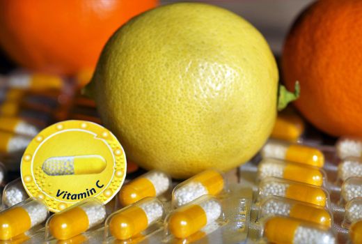 Jangan Overdosis Vitamin C, Ini 5 Bahayanya, Bisa Batu Ginjal - GenPI.co JOGJA