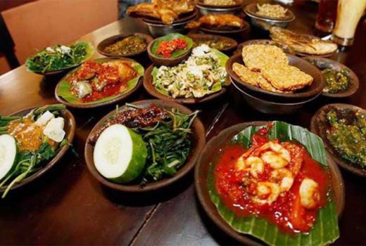 Waroeng Spesial Sambal di Sleman, Penyuka Pedas Pasti Suka - GenPI.co JOGJA