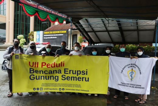 Bantu Korban Erupsi Semeru, UII Kirimkan Bantuan Logistik - GenPI.co JOGJA