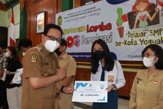 Kece! Edukasi Pemilu, Yogyakarta Gelar Lomba Vlog Pelajar SMP - GenPI.co JOGJA