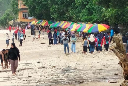 Jumlah Kunjungan Pantai di Gunungkidul Mencapai 34.501 Orang saat Lebaran - GenPI.co JOGJA