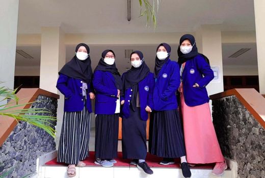 Mahasiswa UNY Sulap Ekstrak Lengkuas Basmi Nyamuk Aedes Aegypti - GenPI.co JOGJA