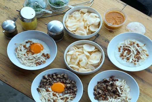 Lezatnya Bubur Hayam Kotabaru di Yogyakarta, Awas Ketagihan! - GenPI.co JOGJA