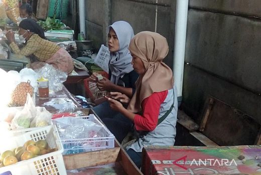 Operasi Pasar Tekan Harga Minyak Goreng di Kulon Progo Tak Mempan - GenPI.co JOGJA
