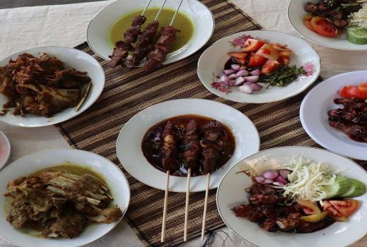 Tongkleng Nglotok di Sleman Tawarkan Menu Olahan Daging Kambing - GenPI.co JOGJA