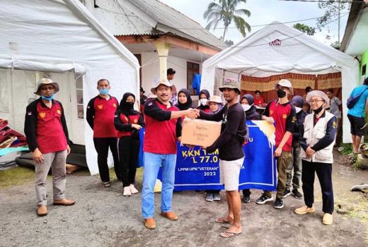 Sebanyak 30 Mahasiswa UPN Yogyakarta Berangkat KKN ke Semeru - GenPI.co JOGJA