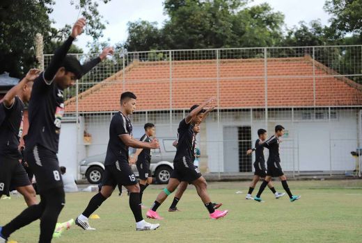 Pelatih PSS Sleman Sebut Permainan Skuadnya Mulai Membaik - GenPI.co JOGJA