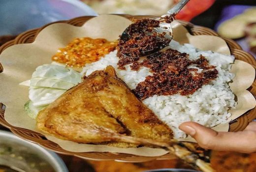 Resto Lucky Duck di Sleman, Tawarkan Menu Olahan Bebek Rempah - GenPI.co JOGJA