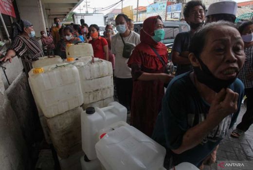 Minyak Goreng Masih Langka, Pakar: Potong Jalur Distribusi - GenPI.co JOGJA