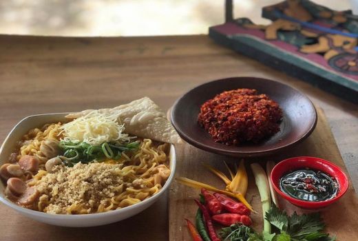 Warung Mielenial di Sleman, Lezatnya Mie dengan Topping Istimewa - GenPI.co JOGJA