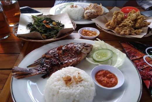 Lezatnya Nila Bakar Asam Pedas di Jempol Ndeso Bantul, Yuk Dicoba - GenPI.co JOGJA