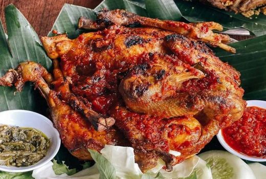 Waroeng Mbah Djo di Sleman, Ayam Bakarnya Bikin Ngiler! - GenPI.co JOGJA