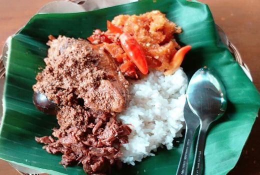 Pawon Kembangan di Sleman, Menawarkan Lezatnya Bubur Gudeg - GenPI.co JOGJA