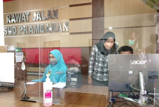 Patut Ditiru! RSUD Prambanan Sleman Inovasi Sistem Antrean Online - GenPI.co JOGJA