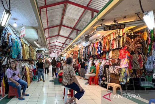 Omzet Pedagang Pasar Beringharjo Yogyakarta Naik 75 Persen - GenPI.co JOGJA