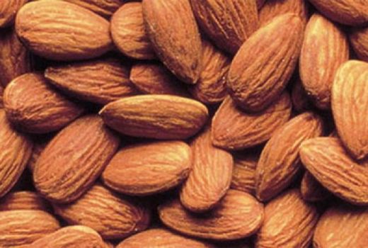 3 Khasiat Kacang Almond untuk Tubuh, Bikin Jantung Tetap Sehat - GenPI.co JOGJA