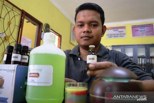 3 Khasiat Minyak Serai untuk Kesehatan, Ketombe Lenyap! - GenPI.co JOGJA