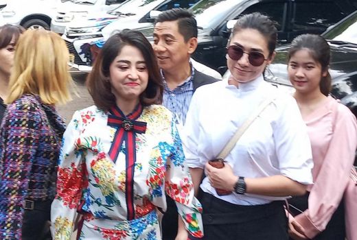 Masak Sendiri, Dewi Perssik Sering Kirim Makanan ke Rian Ibram - GenPI.co JOGJA